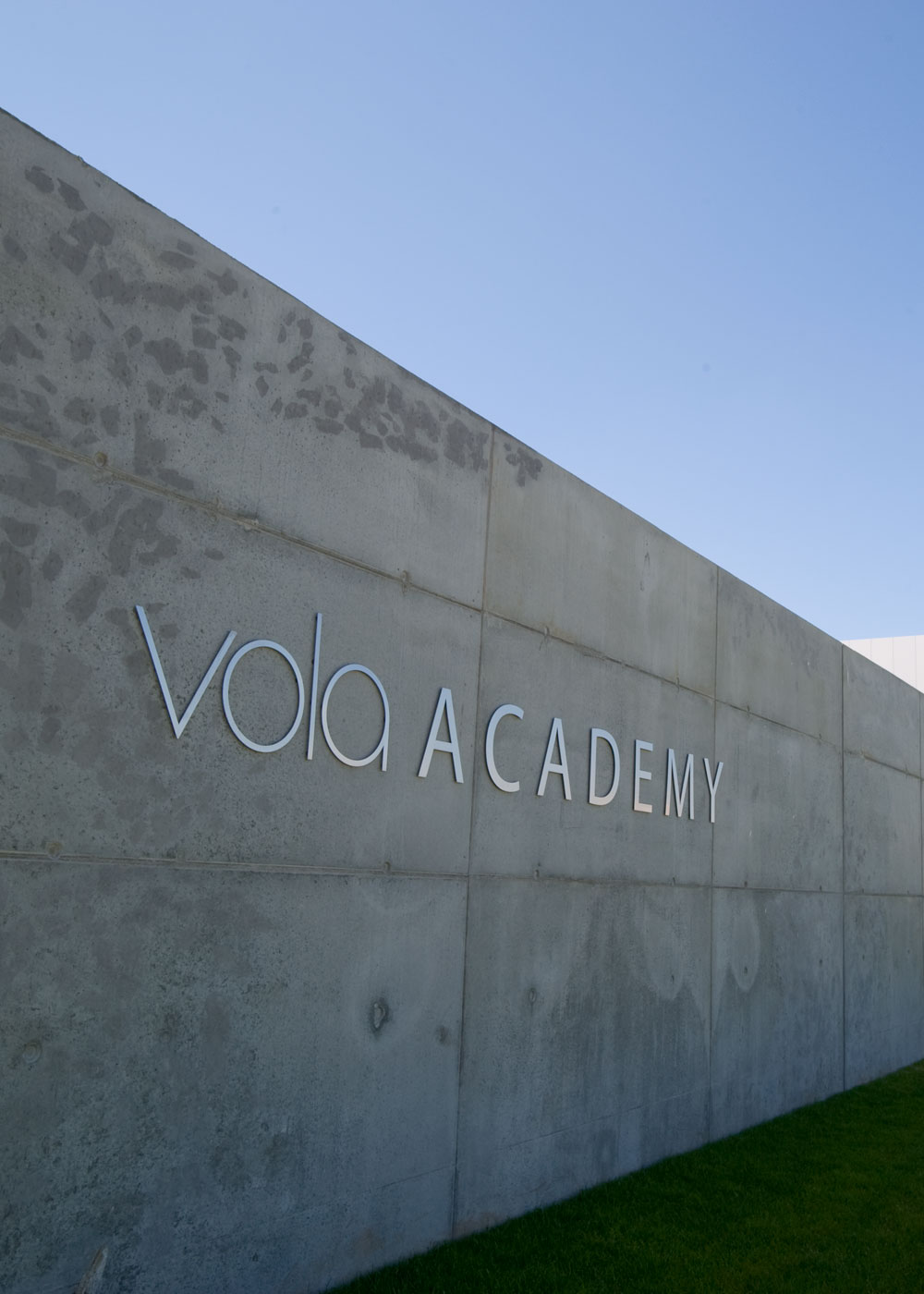 VOLA Academy